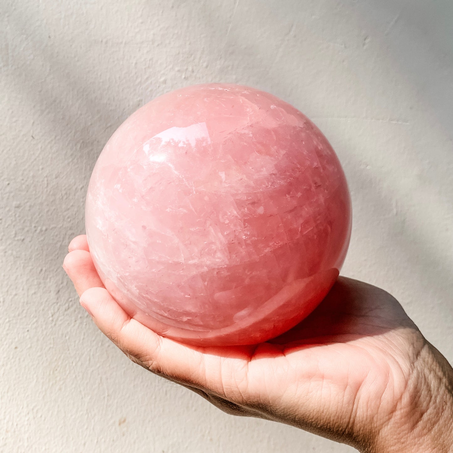 Rose Quartz Sphere L (1.51kg)