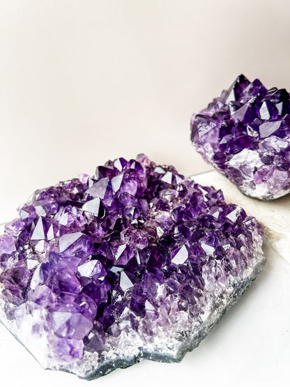 Amethyst Cluster L (1.3kg) AAA Quality