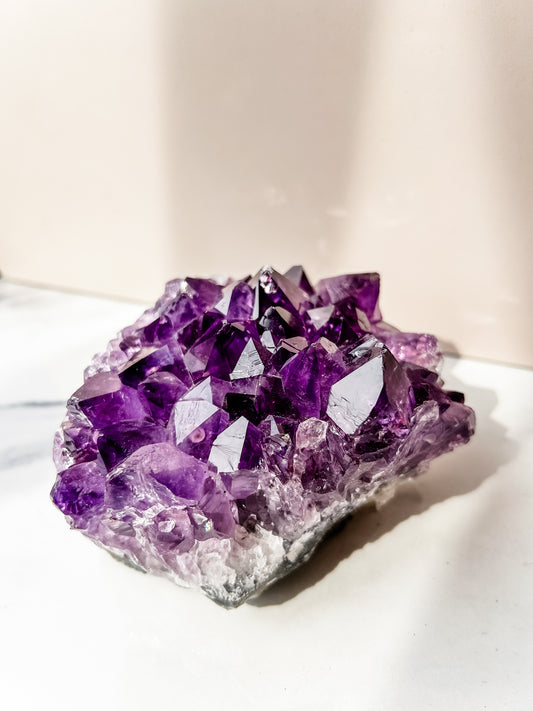 Amethyst Cluster L (848g) AAA Quality